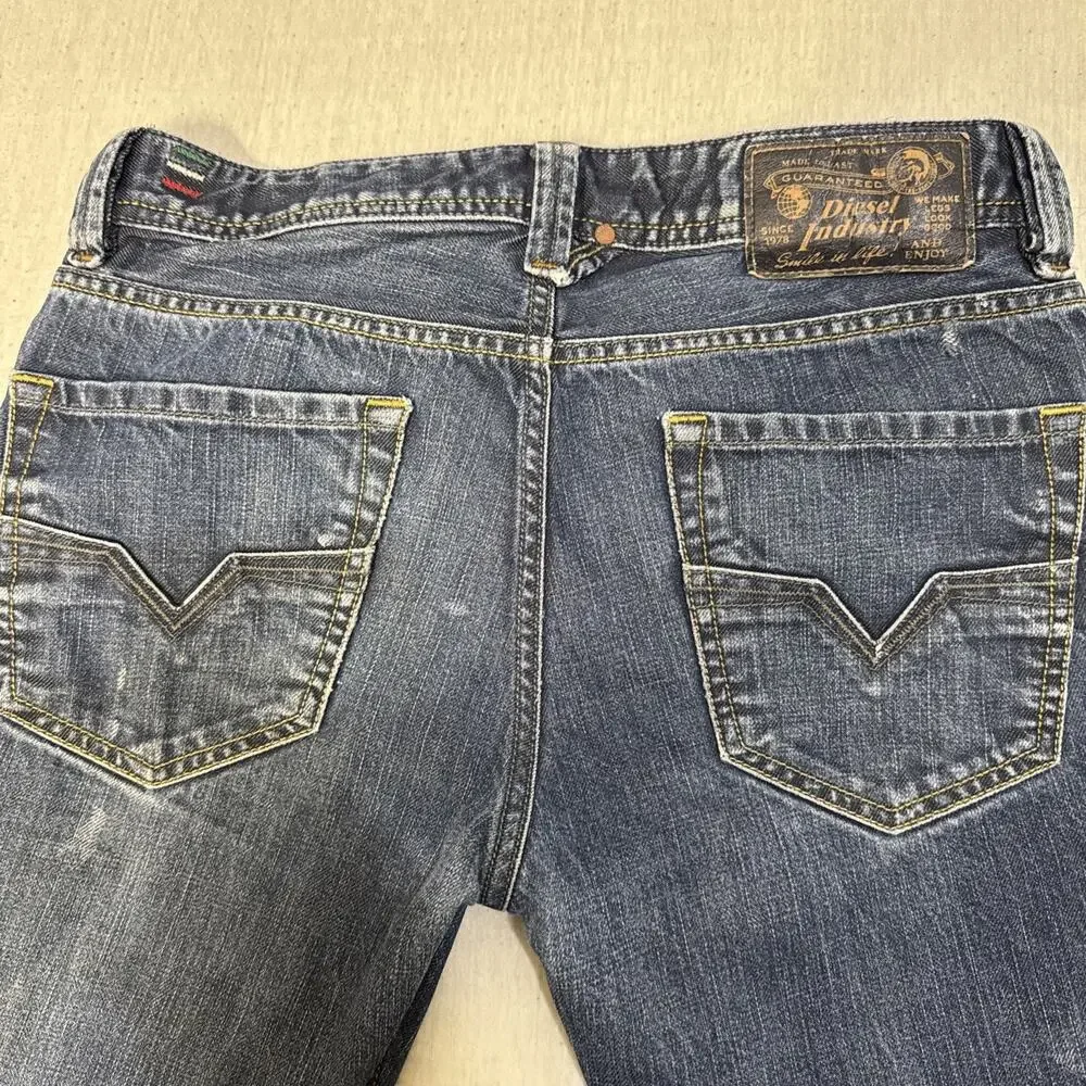 Diesel Larkee Mens 29x30 Regular Straight Blue Jeans Stained